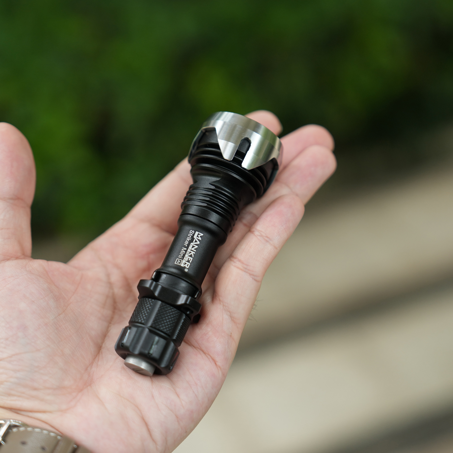 Mankerlight Striker Mini 635 L - Edc Carry Flashlight ulasan dan harga